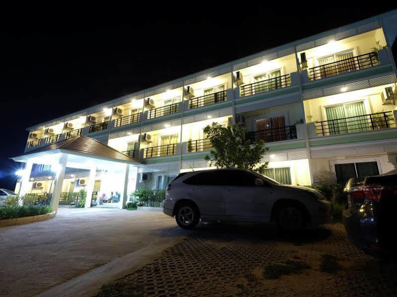 Privacy Residence Lop Buri Exterior foto